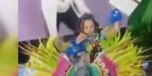 Güzellik yarışmasına katılan yarışmacı çarpıldı