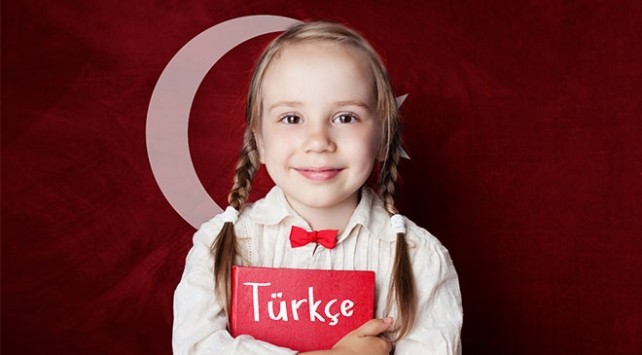 Haber az önce geldi! O Avrupa ülkesi Türkçe’yi resmi dil ilan etti