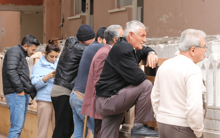 Haberi alan, izlemek için ip gibi dizildi! Şok görüntüler...