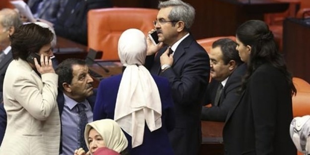 Haberi alan vekiller kahroldu!