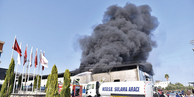 Haberler üst üste geliyor! Bir fabrika daha alevlere teslim oldu