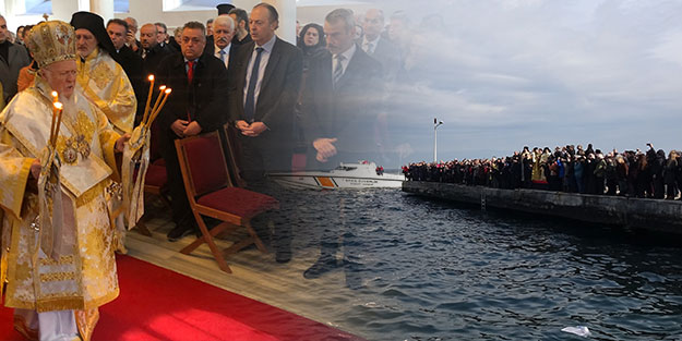 Haç atma töreninde ezan okununca...