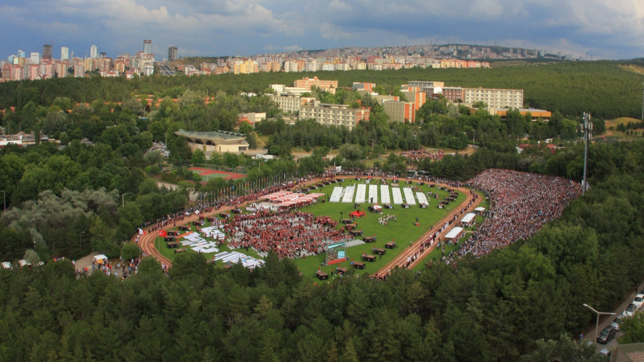 Hacettepe zirvede, ODTÜ sarsıldı!
