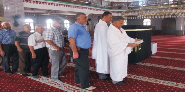 Hacı adayları 'Hac Okulu'nda kutsal topraklara...