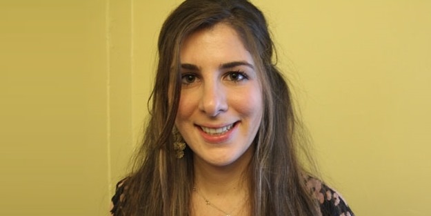 Hacı Bayram Mahallesi sakinleri, Amerikalı Ceylan'ı topa tuttu