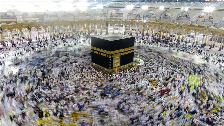 Hacılara robotlar hizmet edecek