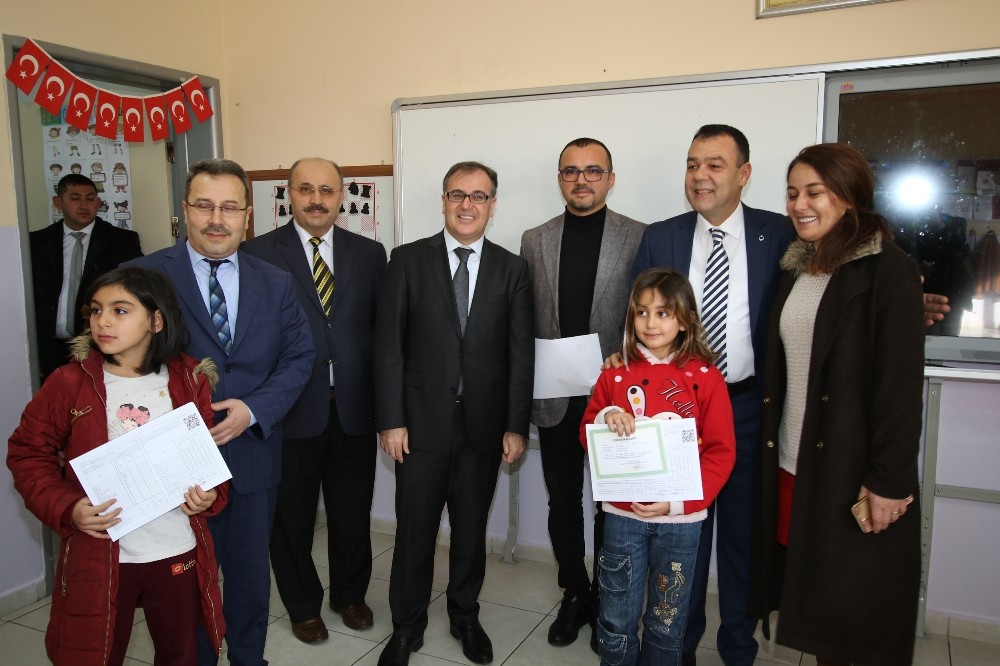 Hacılar’da karne heyecanı 