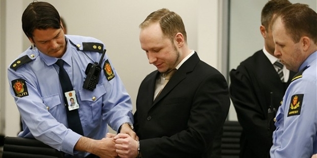 'Haçlı katil'den çocuk oyunu isyanı!