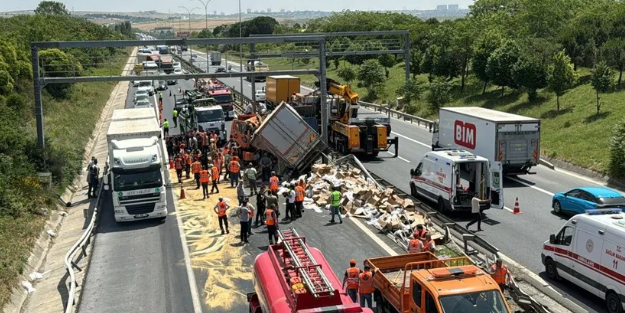 Hadımköy'deki TEM otoyolunda feci kaza: Çok sayıda yaralı var