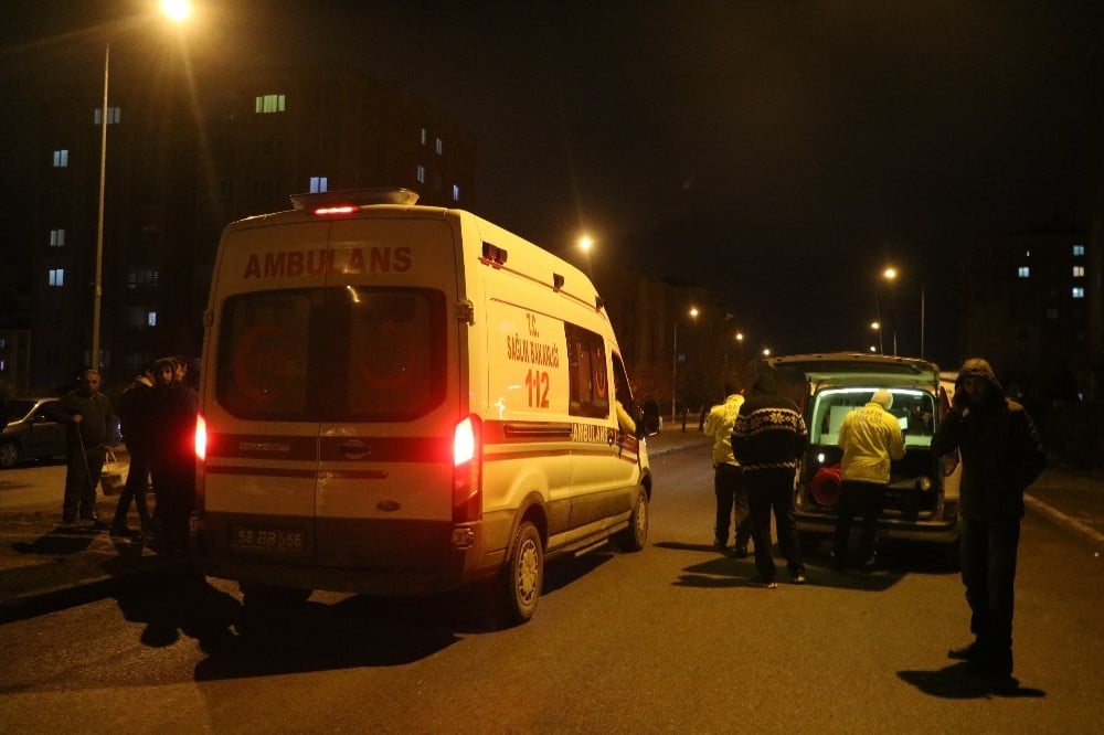 Hafif ticari aracın çarptığı öğrenci ağır yaralandı 