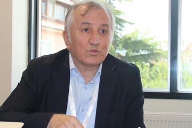 Hafız yazardan yeni skandal! Haddini bil edepsiz