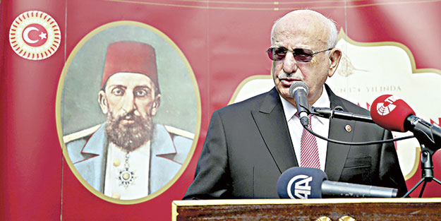Hafızasını kaybeden millet onurunu kaybetmiştir!