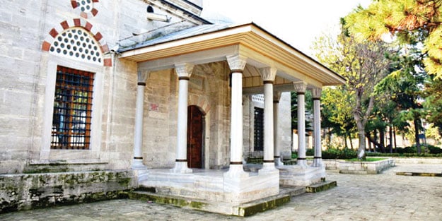 Hafsa Sultan kabri başında anılacak
