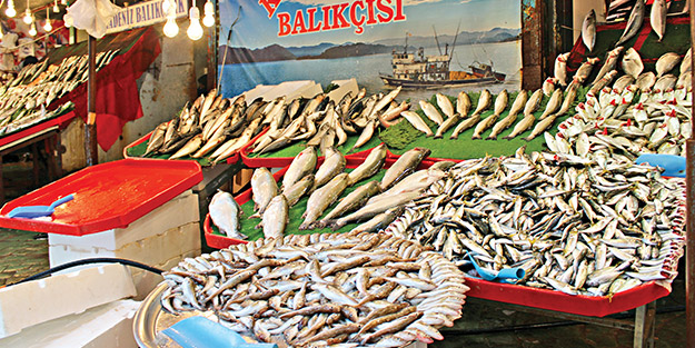Hafta sonu balıkta ucuzluk lezzeti