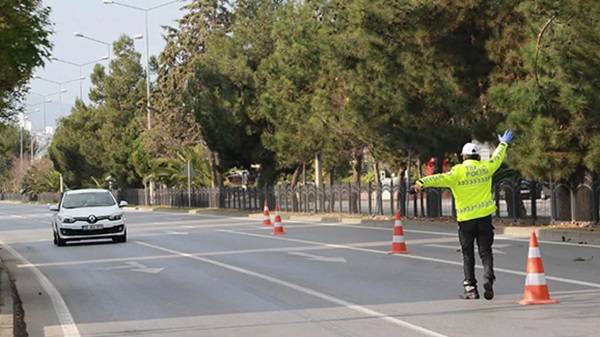 Hafta sonu sokağa çıkma yasağı var mı? Sokağa çıkma yasağı saatleri güncel