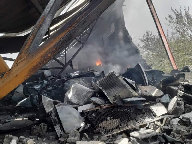 Hafter güçleri gıda depolarını hedef aldı: 1 ölü, 11 yaralı 