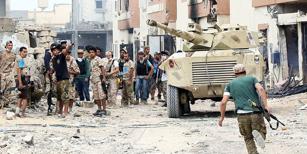 Hafter milisleri Sirte'ye girişe izin vermiyor