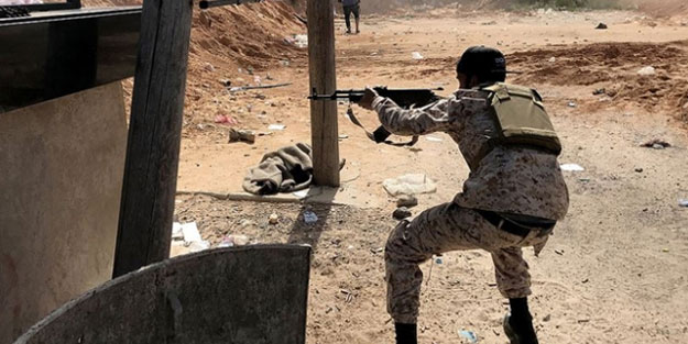 Hafter'in itleri birbirlerine girdi