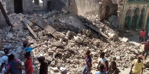 Haiti'de yaşanan depremde ölü sayısı yükseldi