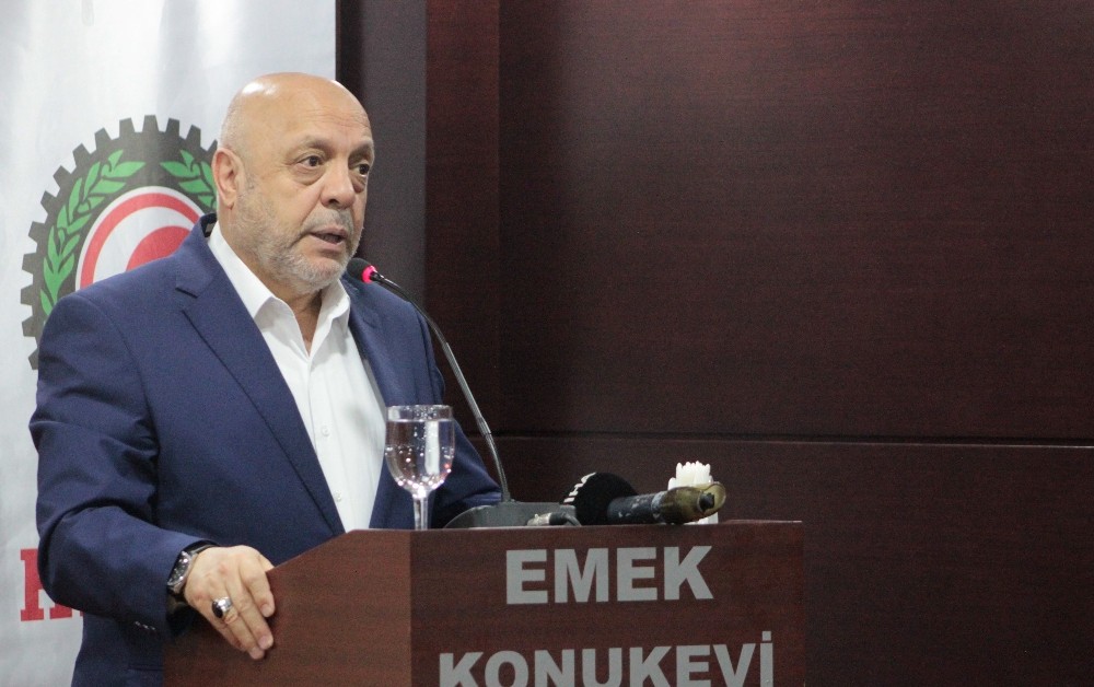 HAK-İŞ Genel Başkanı Arslan, 81 ilden gelen kadın komite başkanlarıyla bir araya geldi 