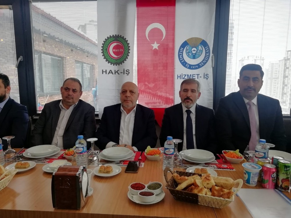 Hak-İş Konfederasyonu Genel Başkanı Arslan: “Kayıt dışı istihdamdaki oran artışı 250 bin çalışanı bu yöne kaçırmıştır” 