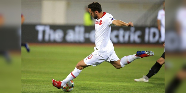 Hakan Çalhanoğlu eski takımına mı dönecek? | Hakan Çalhanoğlu Bayer Leverkusen