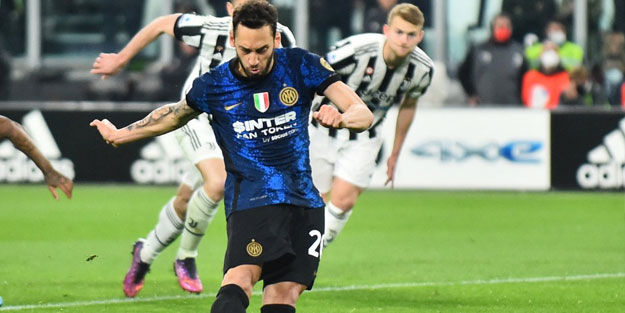 Hakan Çalhanoğlu Inter'i sırtladı