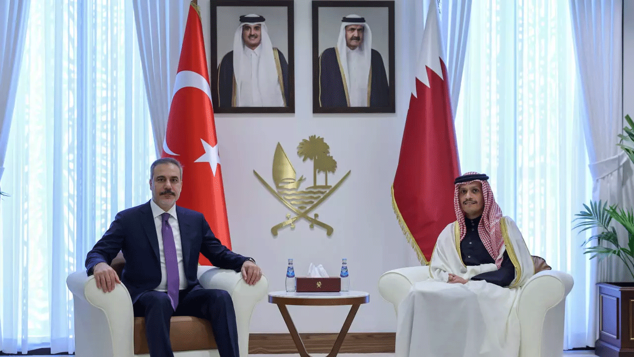 Hakan Fidan'dan Katar'da flaş açıklama: Müsaademiz yok