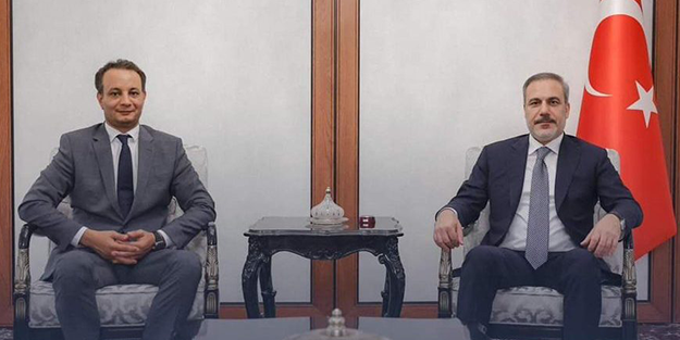 Hakan Fidan'dan Ortadoğu'da dengeleri değiştirecek görüşme! Bakın o isim kimin oğlu çıktı, kimse inanamadı