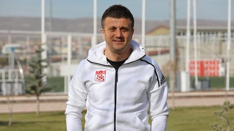 Hakan Keleş: İki, üç mağlubiyetle yıkılacak bir camia değiliz