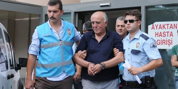 Hakan Şükür'ün babası hastaneye kaldırıldı