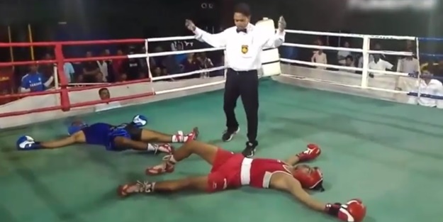 Hakem ne yapacağını şaşırdı! Aynı anda nakavt oldular