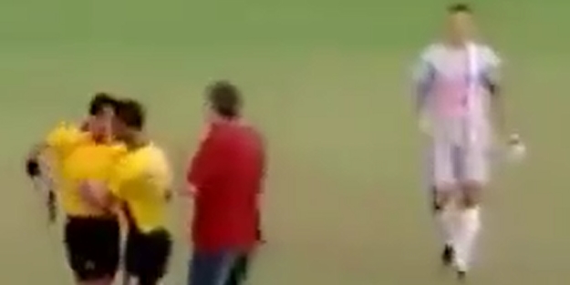 Psikopat Hakem Teknik direktöre silah çekti!