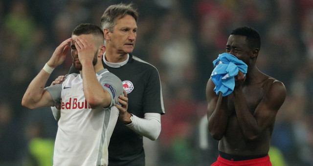 Hakemin kararı futbolcuları gözyaşlarına boğdu