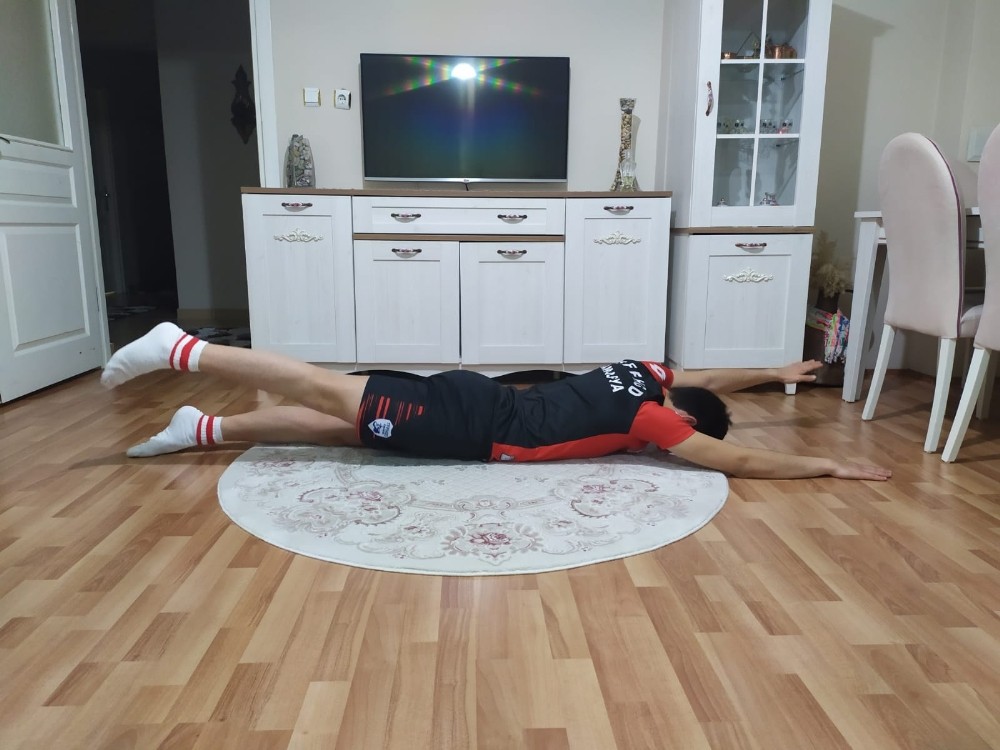 Hakemler antrenmanları eve taşıdı 