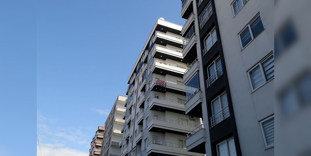 Hakikat tapuda ortaya çıktı: Komşusunun evinde oturuyor