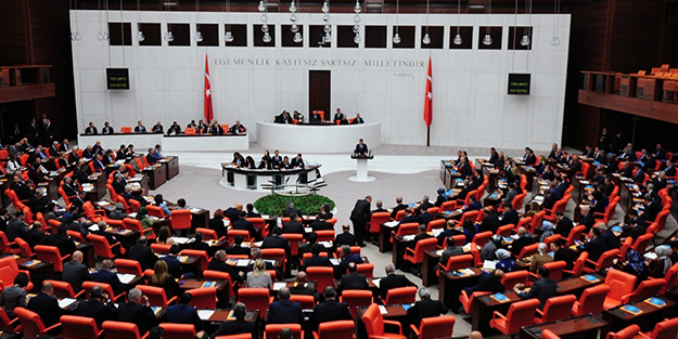 Hakim ve savcılar ile ilgili kanun teklifi TBMM’de kabul edildi