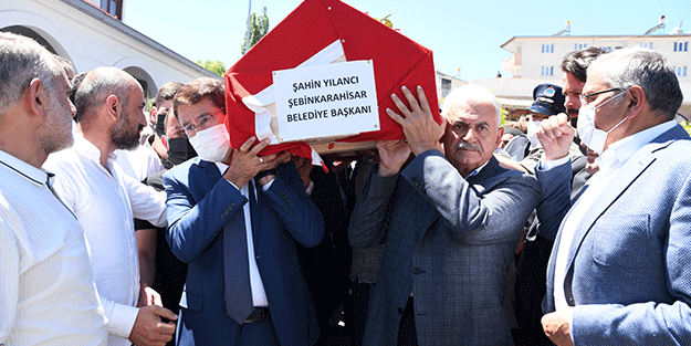Hakk'a yürüyen Şahin Yılancı, toprağa verildi