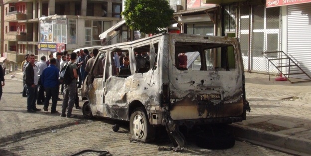 Hakkari Şemdinli'deki çatışmanın izleri gündüz ortaya çıktı