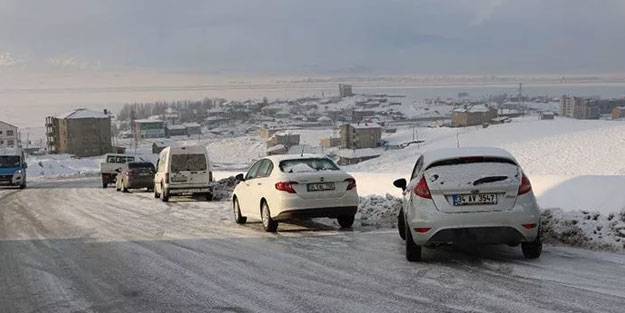 Hakkari Valiliğinden kar yağışı uyarısı
