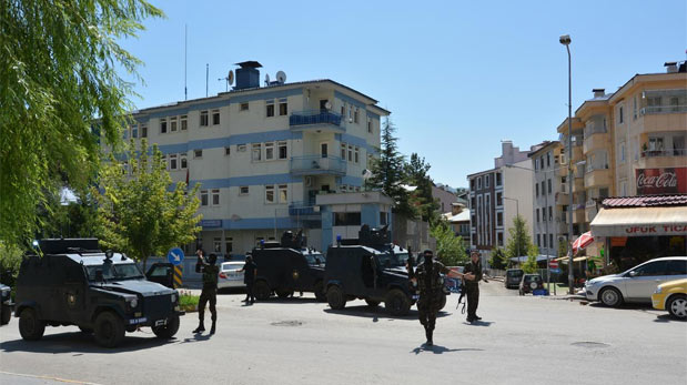 Hakkari ve Şırnak ilçe olmuyor!