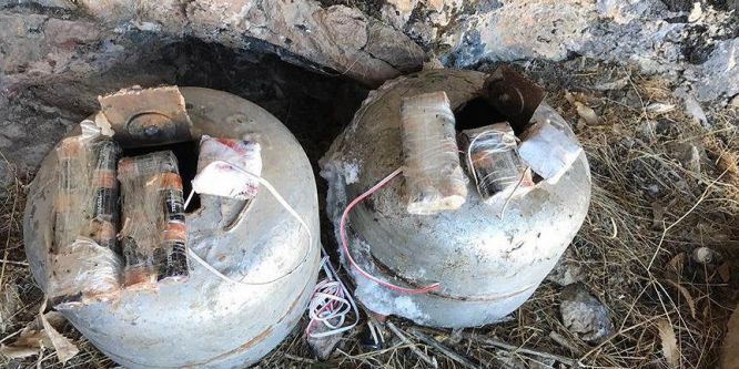 Mağarada mühimmat ele geçirildi