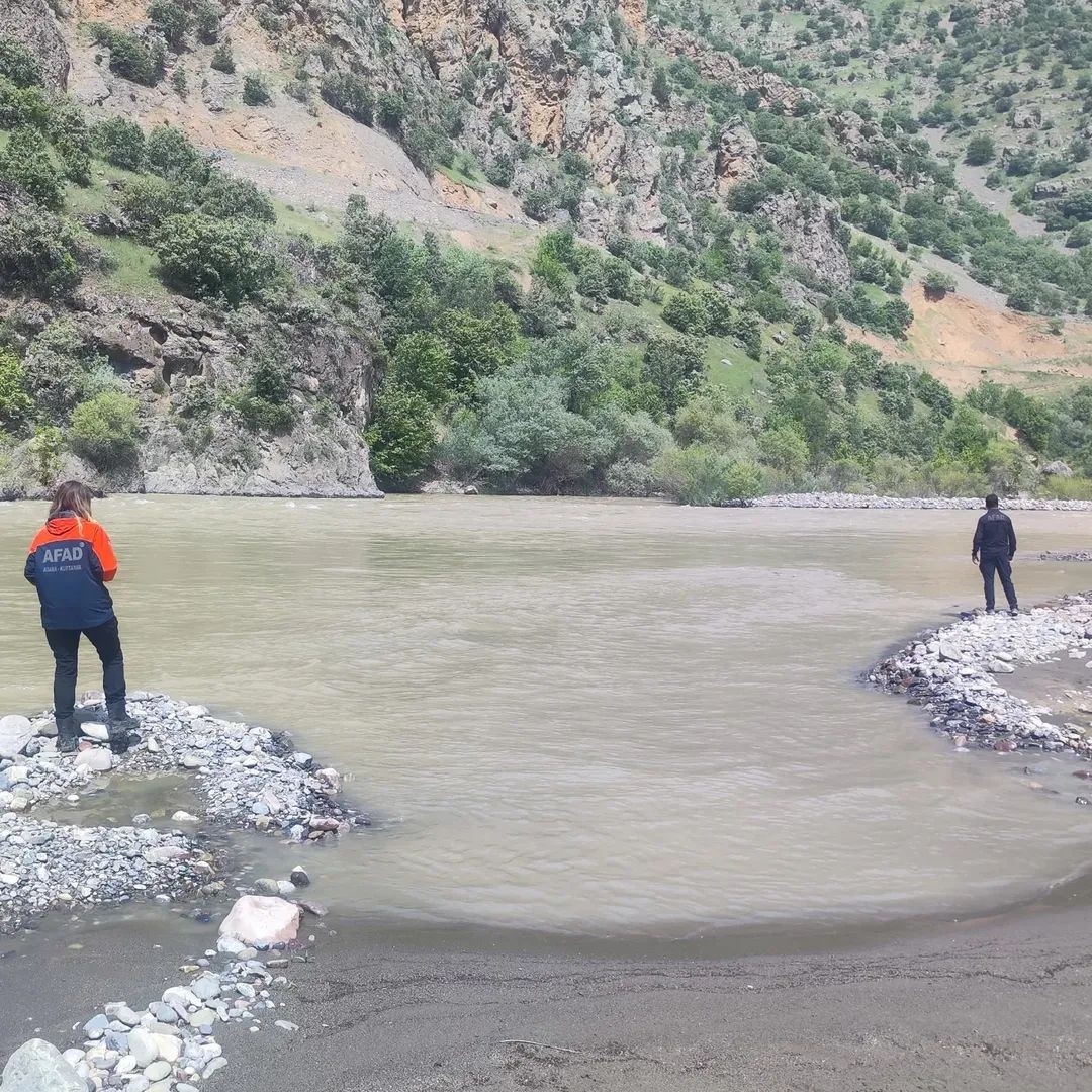 Hakkari'de 22 gündür kayıp kadını, 165 personel ve dron desteğiyle arama çalışmaları sürüyor
