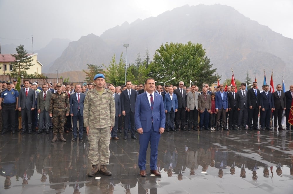 Hakkari’de 30 Ağustos Zafer Bayramı kutlandı 