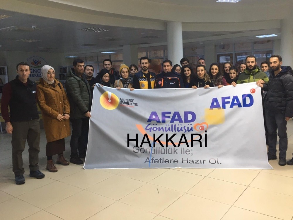 Hakkari’de AFAD gönüllülerine uygulamalı eğitim 
