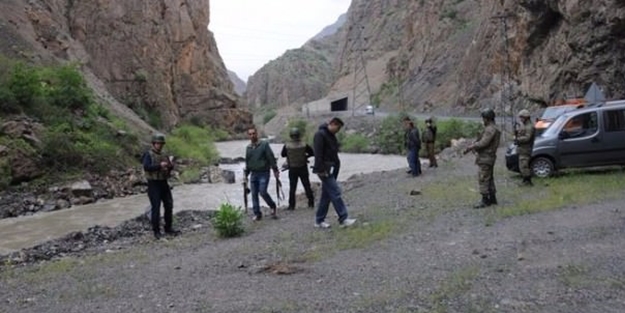 Hakkari’de bir aile yok oldu!
