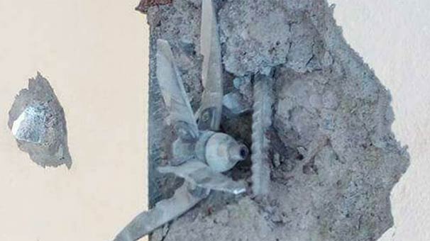 Hakkari'de cami ve korucu evlerine alçak saldırı!