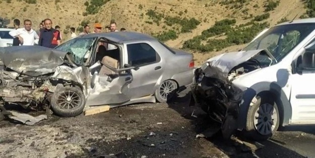 Hakkari'de feci kaza: Çok sayıda yaralı var