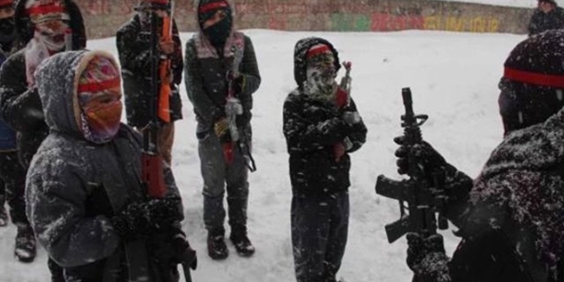 Hakkari'de kan donduran görüntü