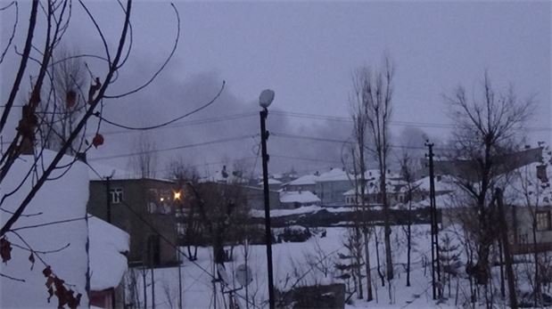 Hakkari'de kar altında operasyon